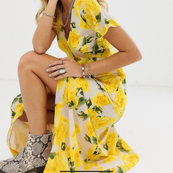 Floral print maxi dress by Sacred Hawk - Picture 2 of 6